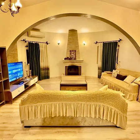 Karakum With Private Pool Kyrenia Villa *